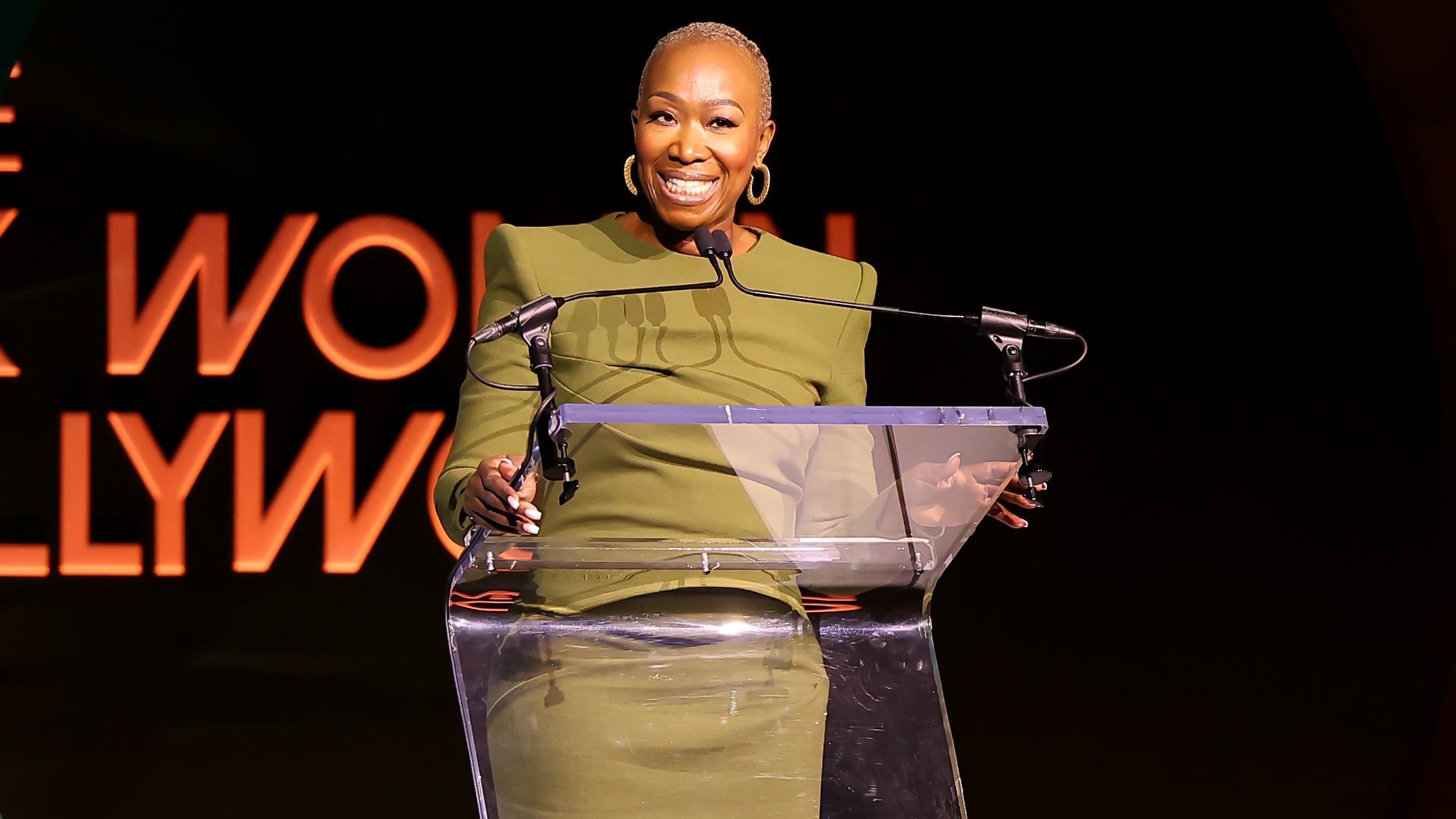 Joy Reid Cracks Jokes About MSNBC ‘Breakup’ During Hollywood Speech(02)