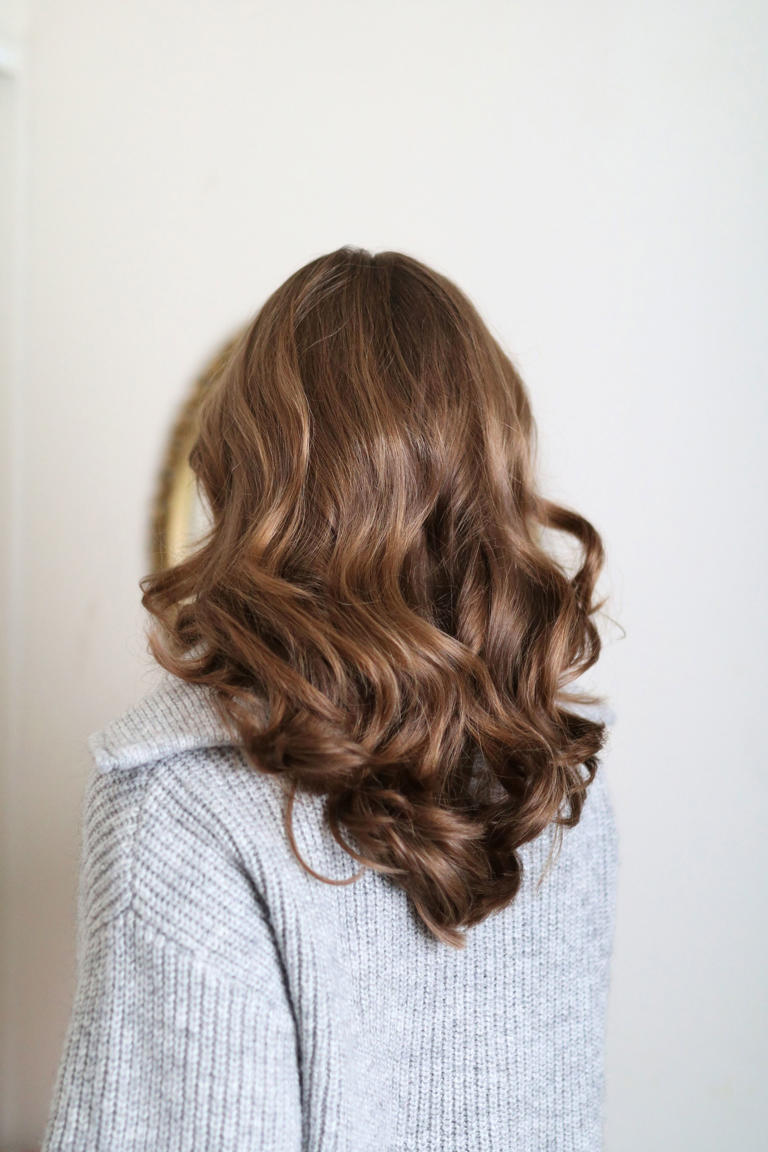 Tendance coloration 2025 : “honey blonde”, “coral glass”, les couleurs de  cheveux du printemps-été, selon un coiffeur, image size:768x1152