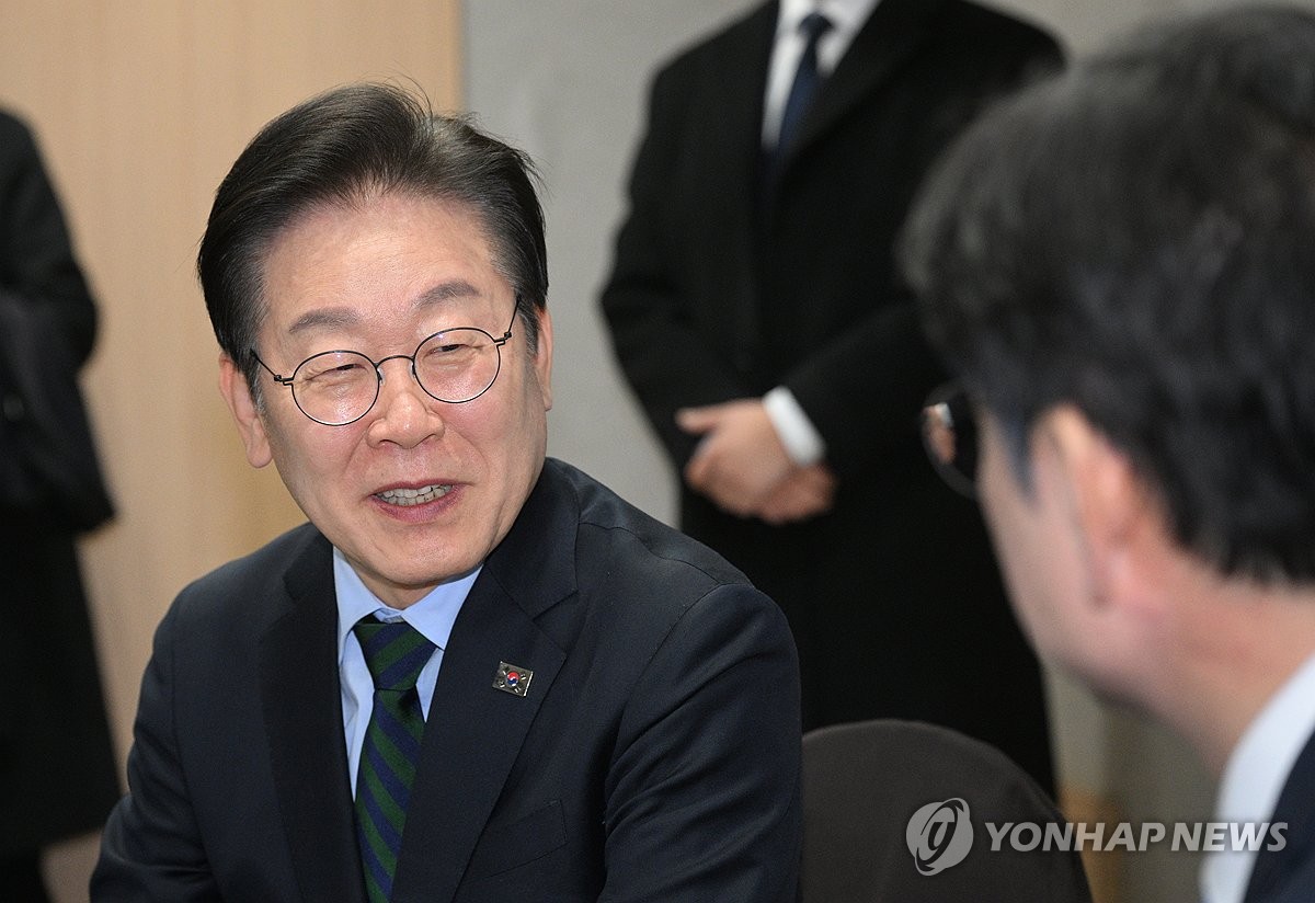 이재명 37% 김문수