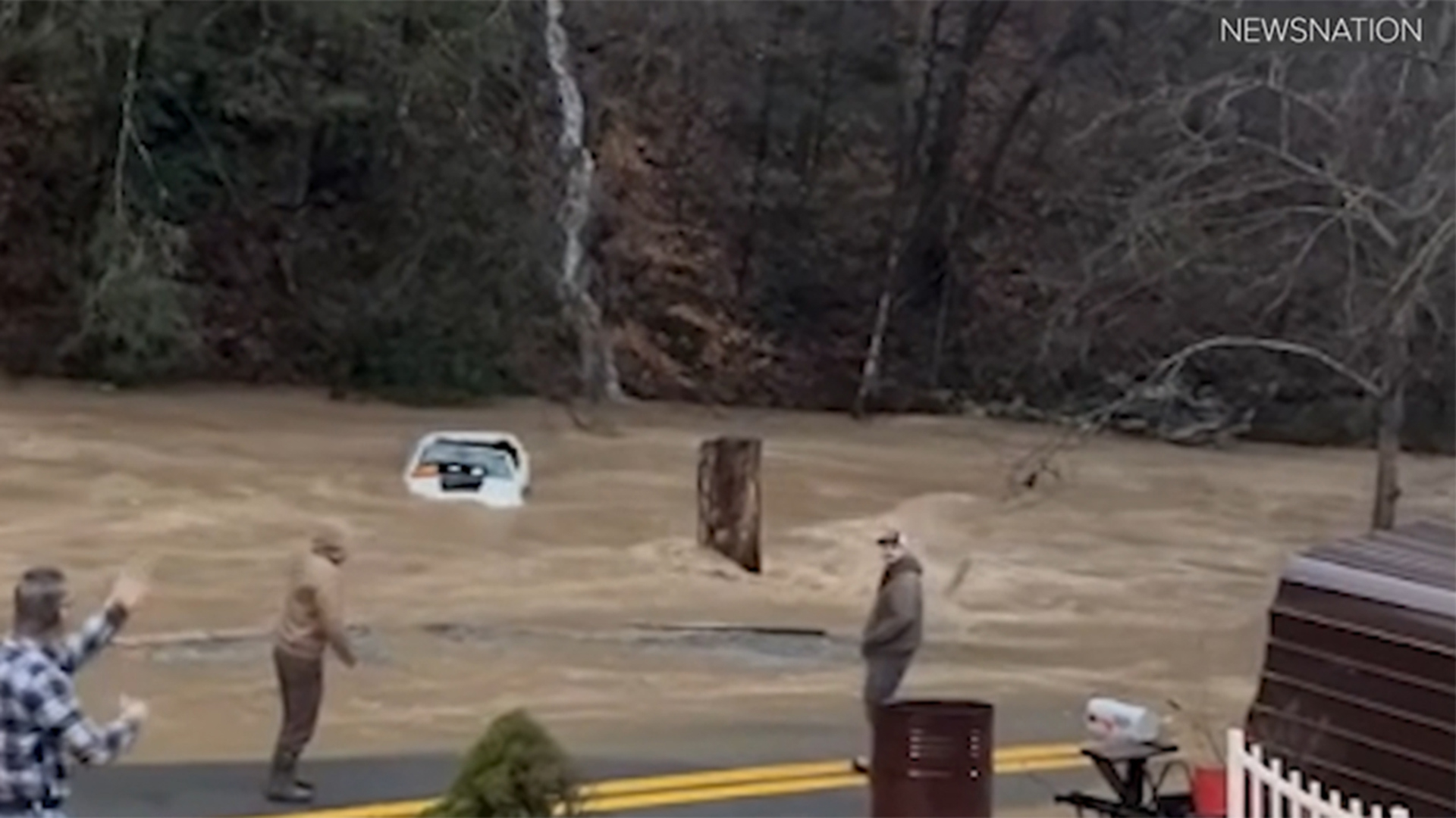 West Virginia flooding Video shows car being washed away