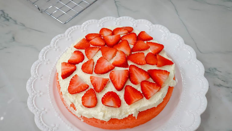 A boxed strawberry cake mix is brought to a whole new level of ...