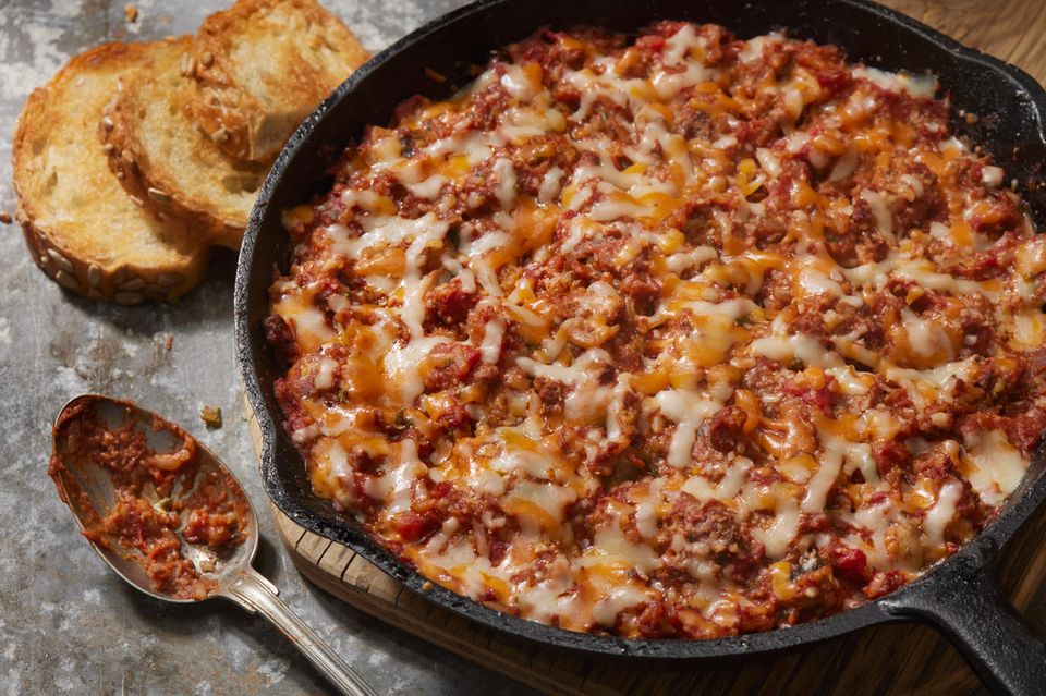 Deftiger Genuss : Einfaches Feierabendrezept: Leckerer Auflauf mit Reis ...