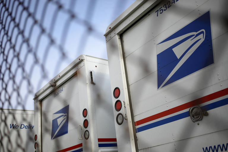 what-s-closed-on-president-s-day-stock-market-schools-usps-and-more