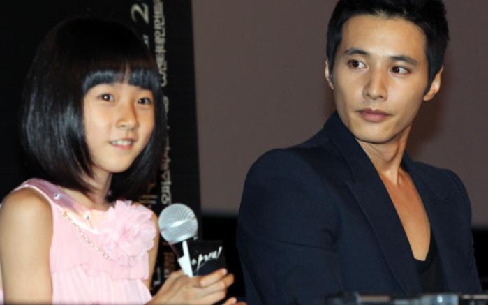 警方认为金赛纶是自杀，确切死因不公开；她是戛纳红毯最年轻韩星