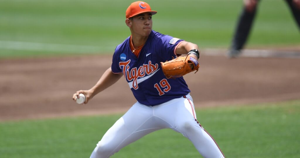 College Baseball Rankings: D1Baseball releases updated top 25 after opening weekend