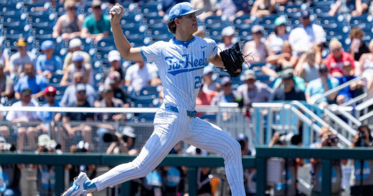 College Baseball Rankings: D1Baseball releases updated top 25 after opening weekend