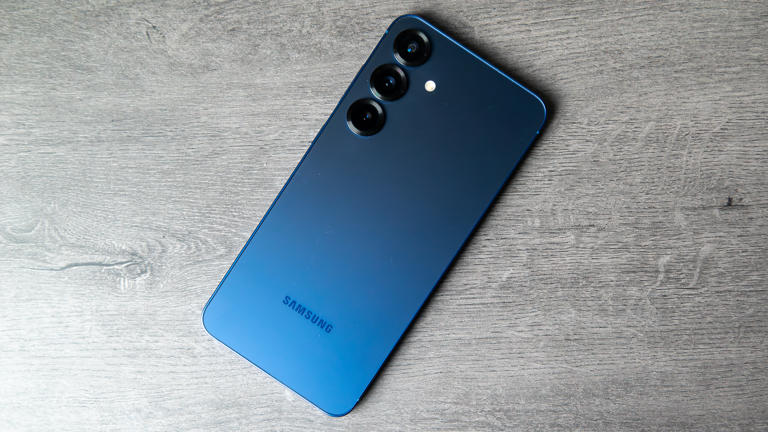 Latest Galaxy S26 leak reveals 200MP camera, and a new Galaxy Ring in ...