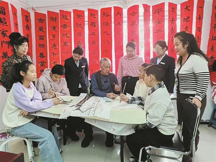 �ֻ��ѣ��黭����������������