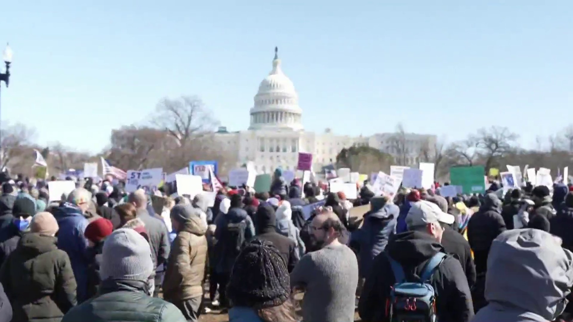 Trump administration fires hundreds at FAA as part of federal workforce(02)