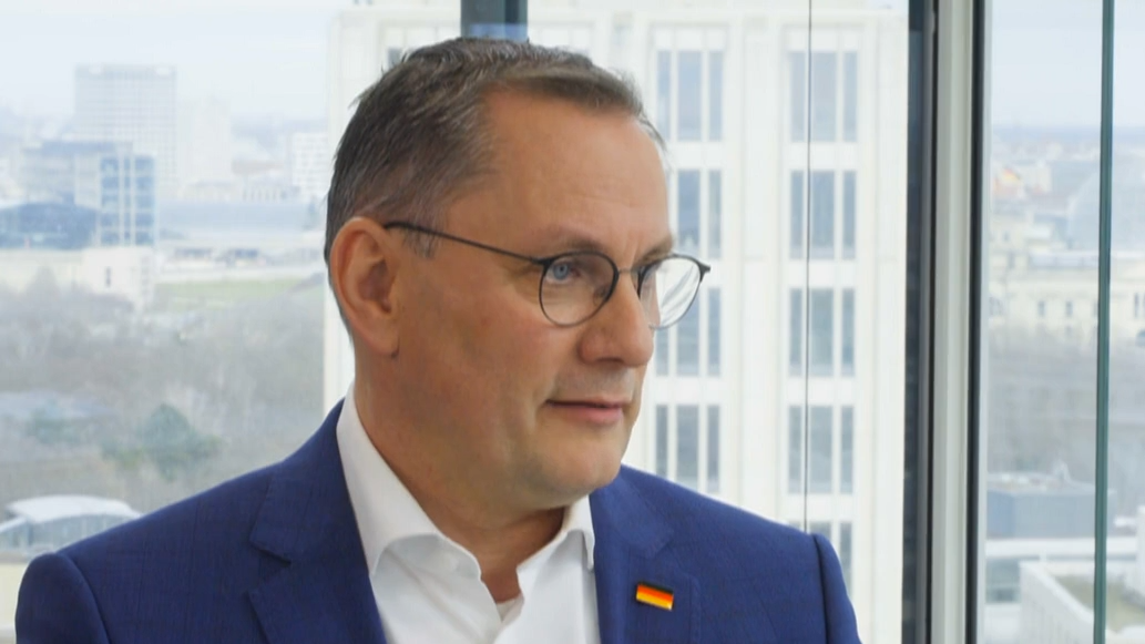 Chrupalla (AfD): &amp;quot;Wer Brandmauern aufbaut, wird selbst dahinter gegrillt&amp;quot;
