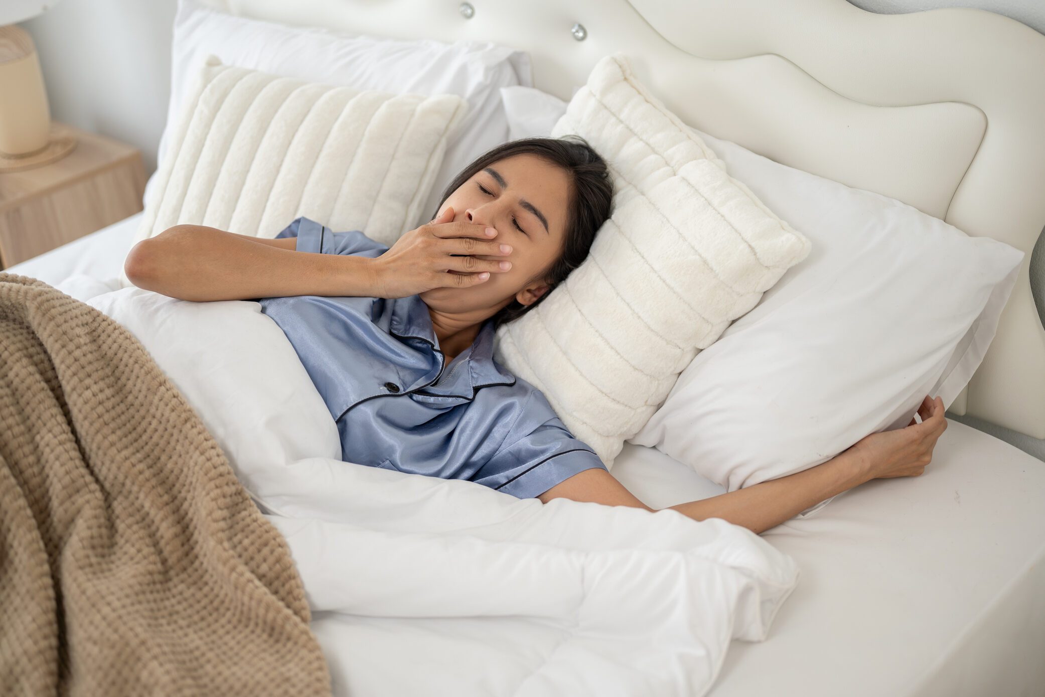 Research: Getting fewer than this many hours of sleep is linked to a ...