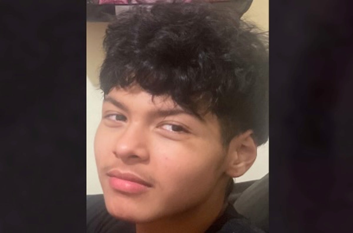 15yearold boy on Valentine’s Day date with girlfriend is stabbed to