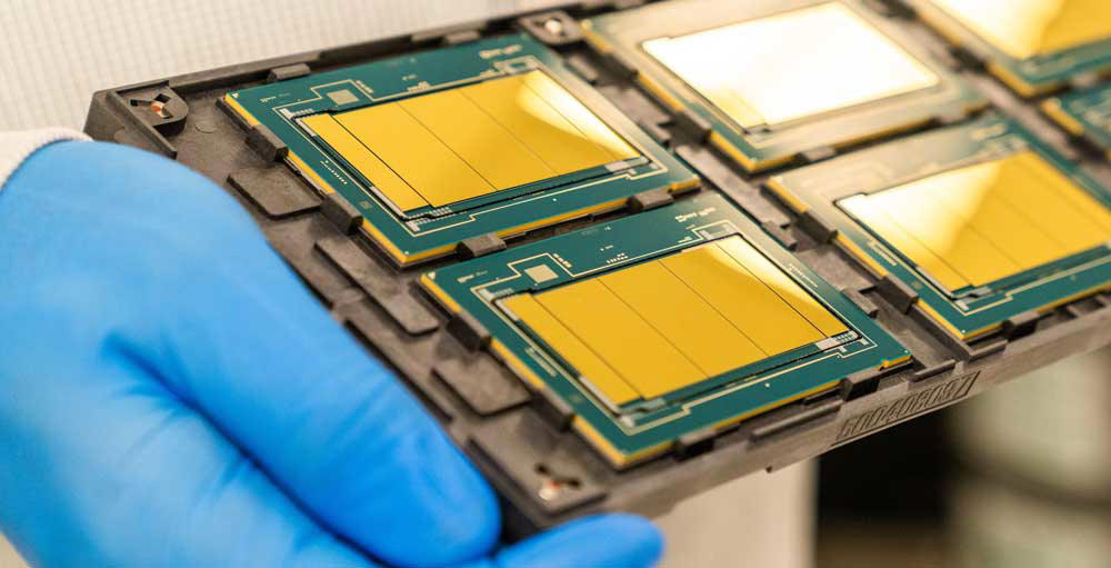 Intel Breakup Mulled As Vultures Circle Struggling Chipmaker Intel Breakup Mulled As Vultures Circle Struggling Chipmaker