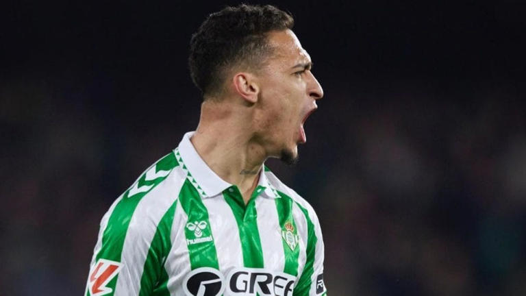Antony deslumbra en Betis: MVP ante Real Sociedad y doblete reciente