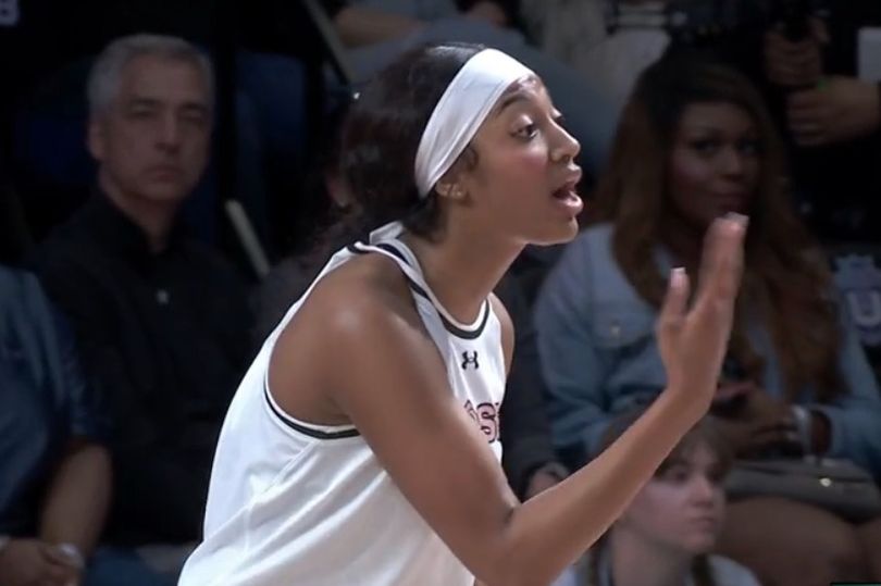 Angel Reese pleaded with head coach Nola Henry to challenge a foul call