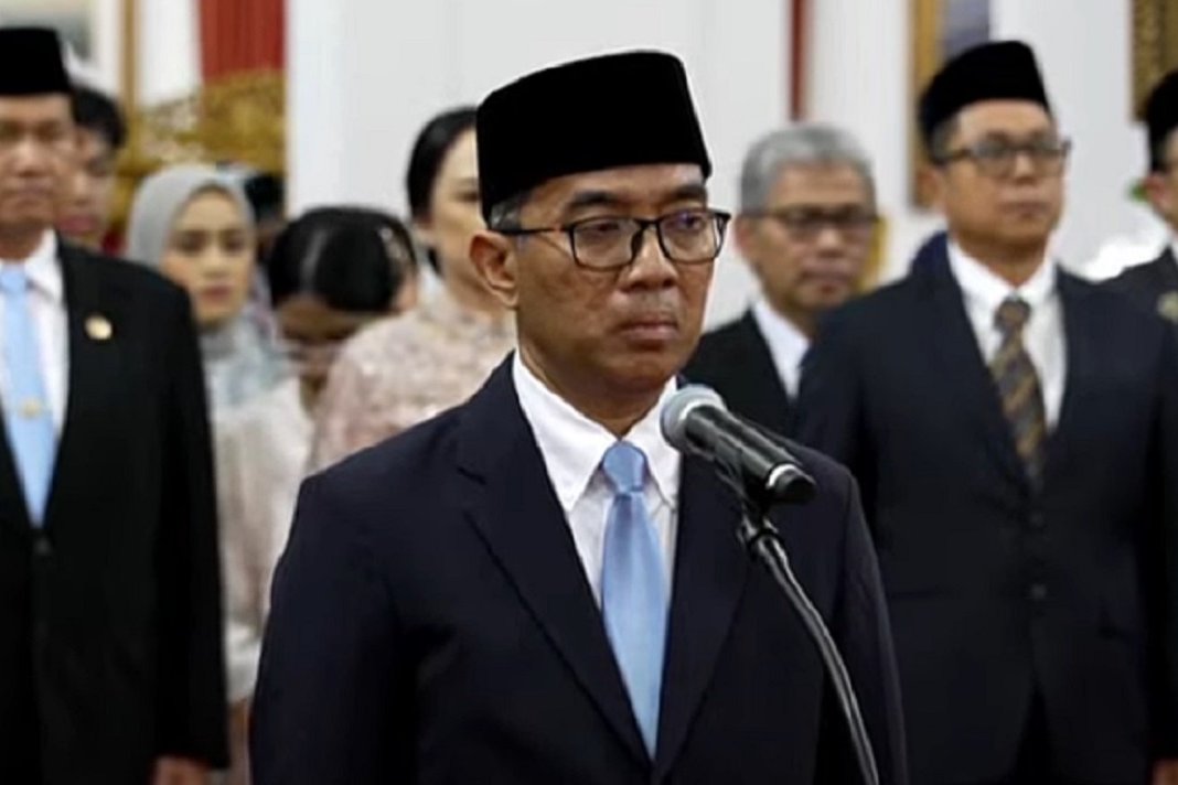 Prabowo Lantik Menteri SainTek Jadi Kepala Badan Industri Mineral