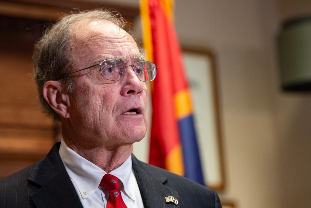 Mississippi Lt. Gov. Delbert Hosemann, 77, collapses on Senate floor