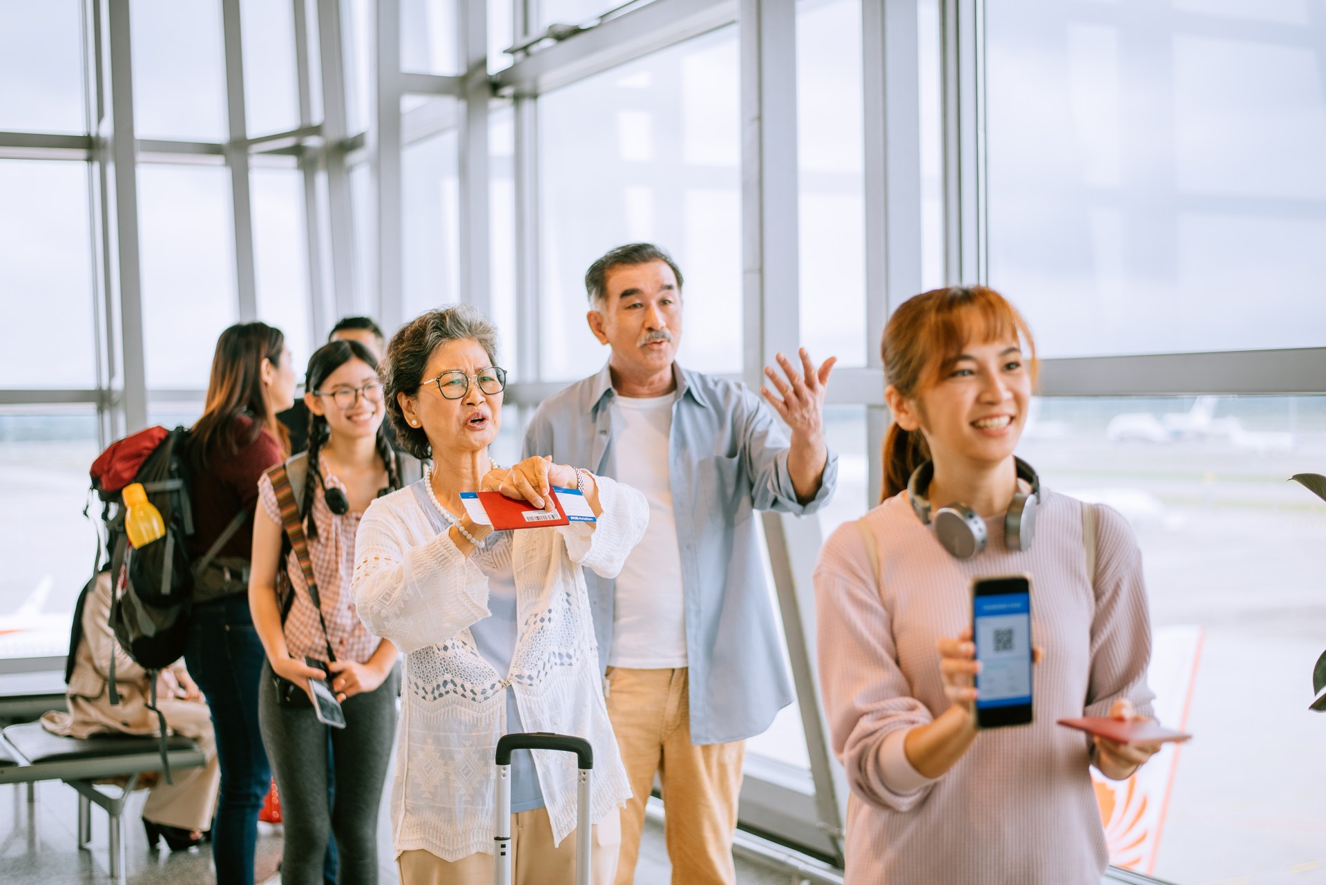 'Stop crushing my knees!' The controversial travel habits dividing opinion