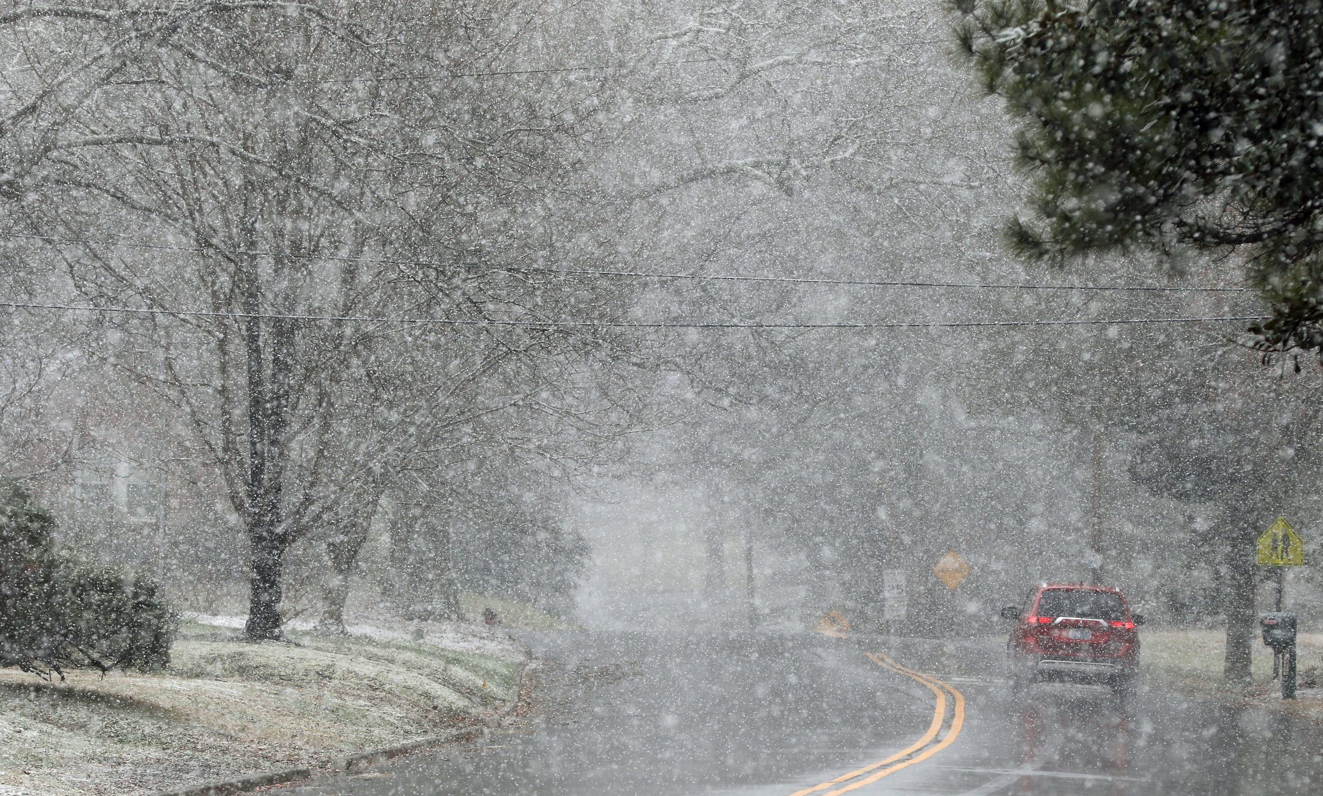 Weather warnings can be confusing. Here's what the experts say you ...