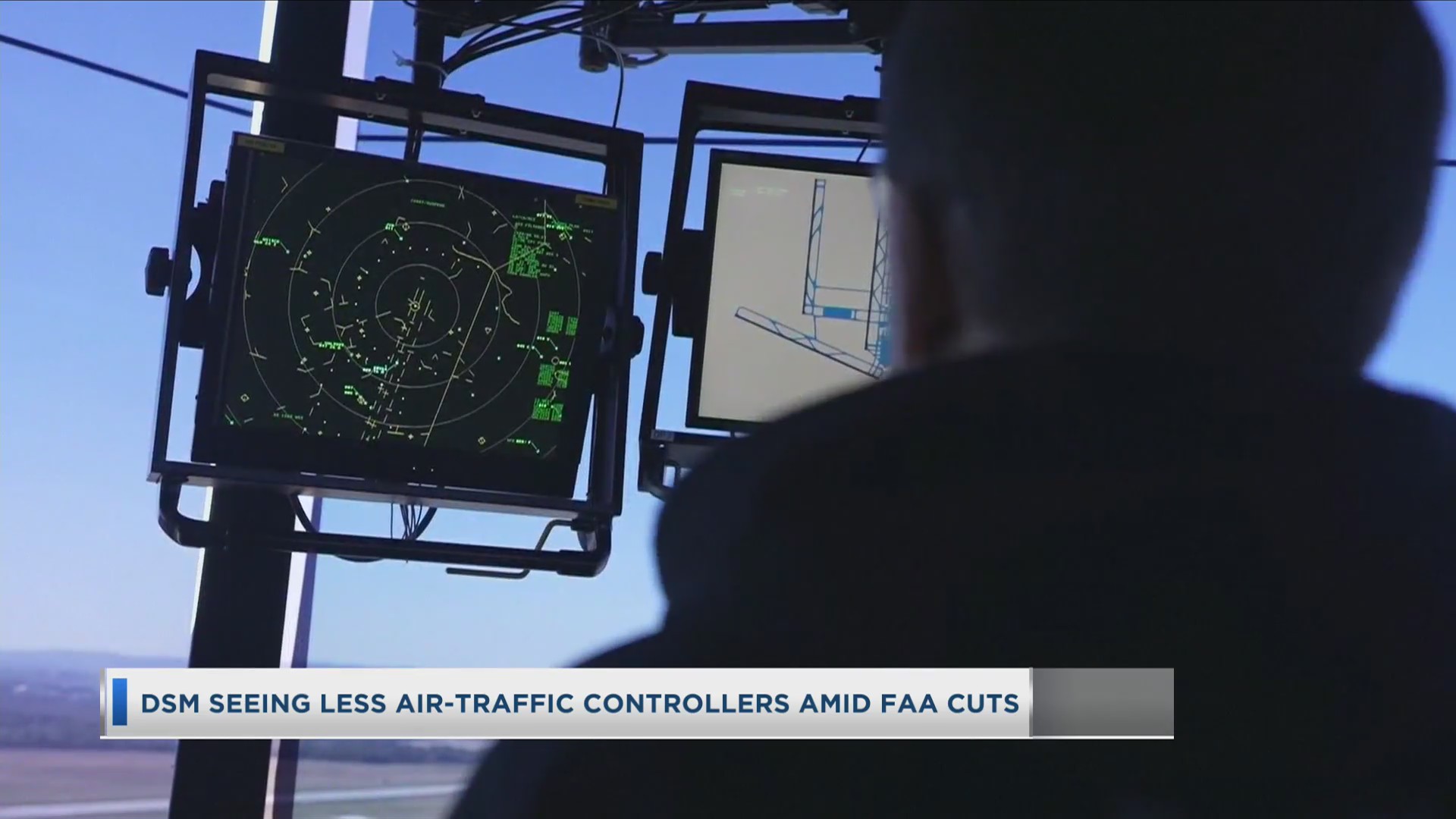 美国联邦航空管理局航班削减影响分析：政府停摆期间美国航空股下跌