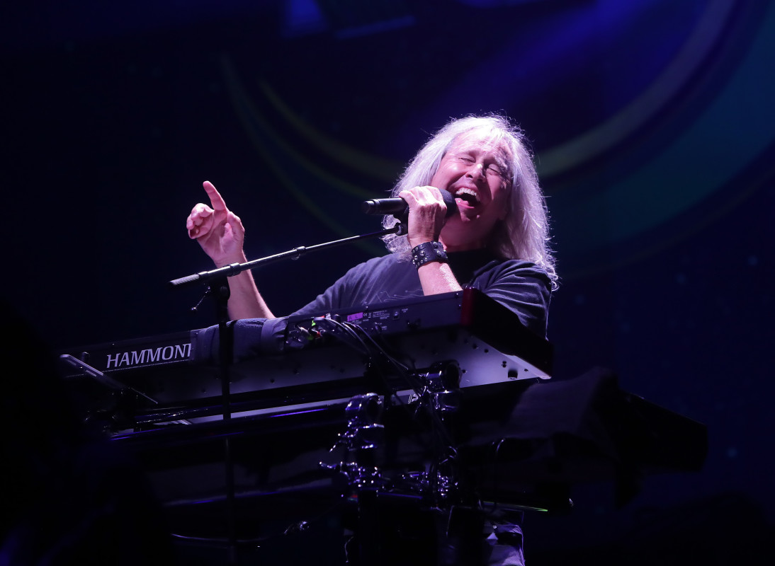 Legendary Rock Musician Reveals Cancer Diagnosis