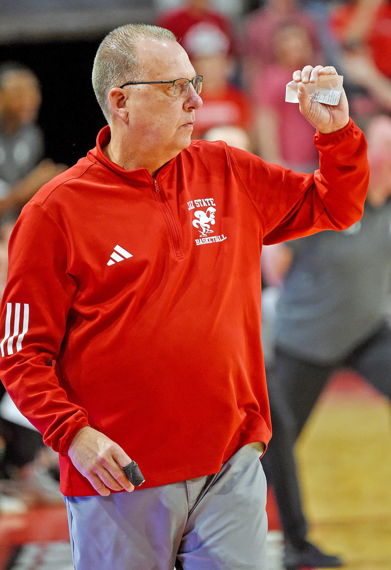 UTEP to handle postgame incident discipline internally, AD says
