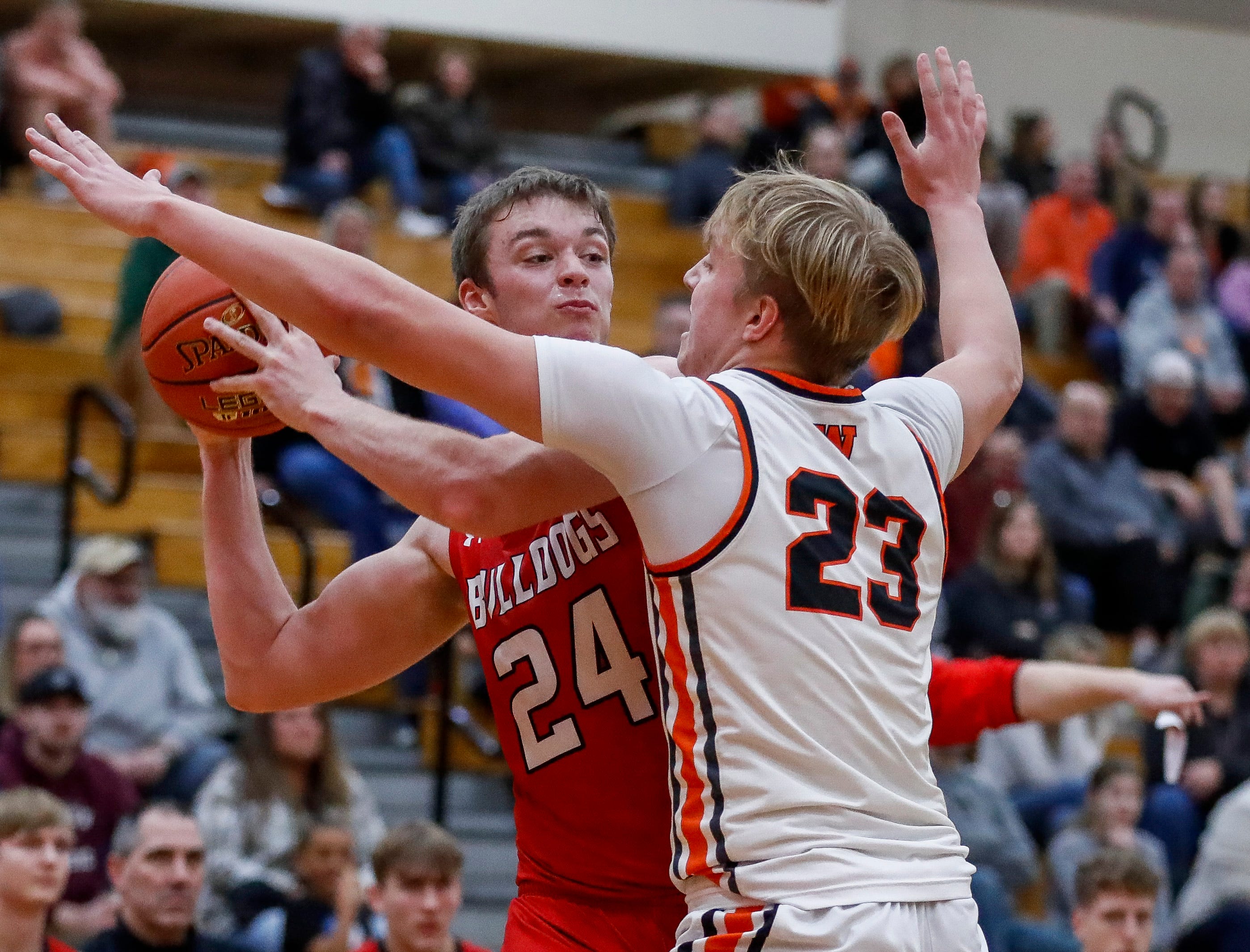 Green Bay area high school sports results for Friday, Feb. 21