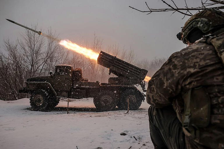 Ukrainian servicemen fire an MRLS BM-21 'Grad' towards Russian army positions near Chasiv Yar, 15 February, 2025 AP Photo