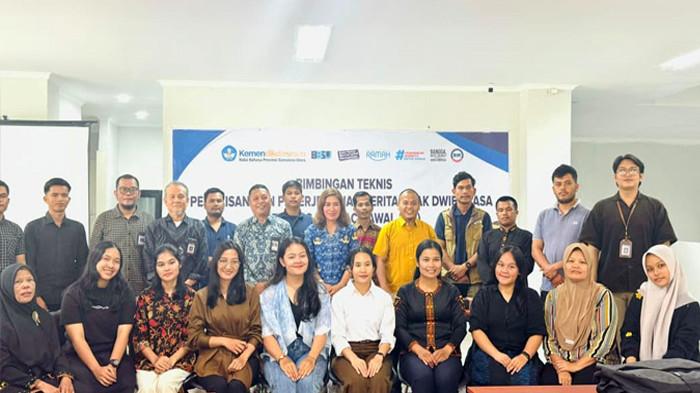 Melestarikan bahasa Pakpak melalui cerita anak dwibahasa