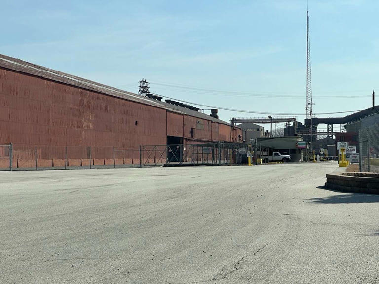 Alton Steel moves to sell 400-acre Cut Street property as idled mill ...