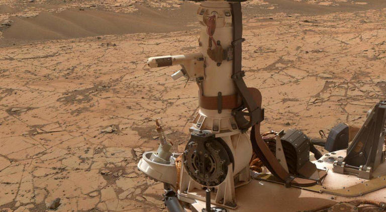Mysterious cone-shaped object on Mars has one astrophysicist feuding ...