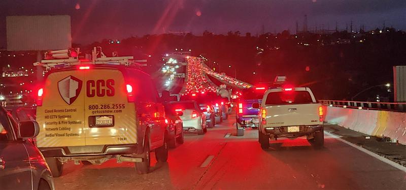 Fatal crash on northbound I-805 causes extreme congestion in San Diego