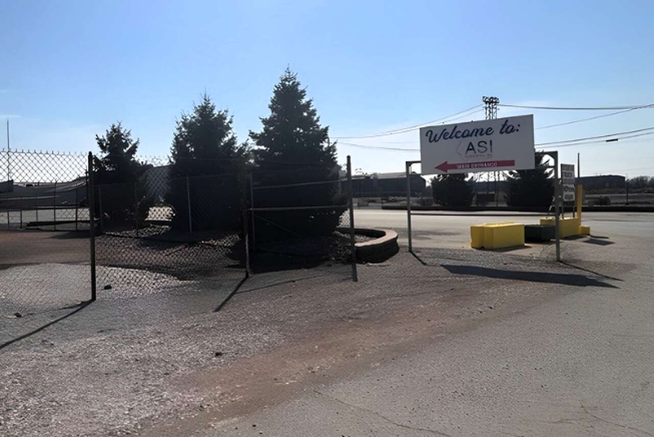 Alton Steel moves to sell 400-acre Cut Street property as idled mill ...