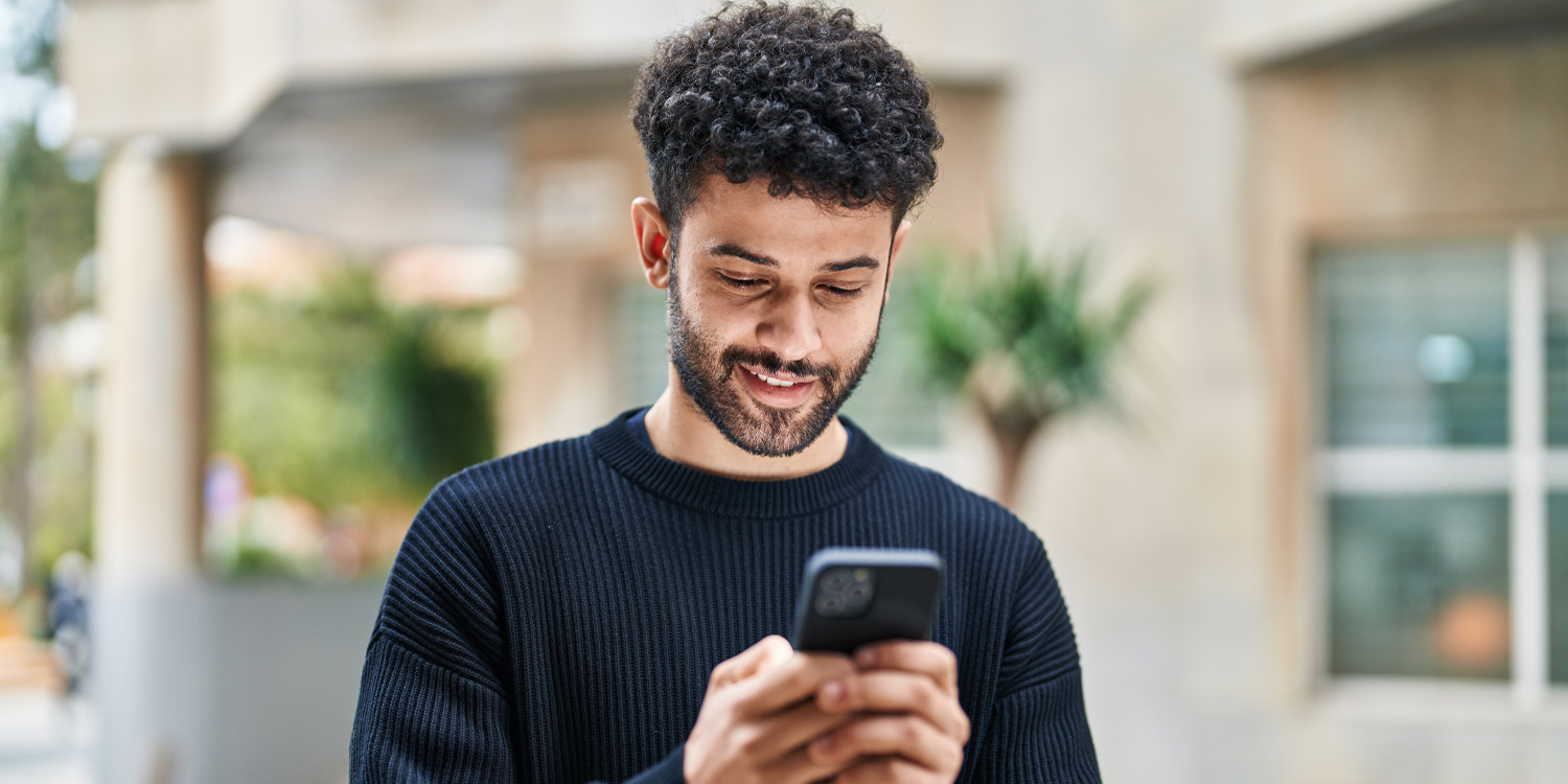 Psychology researchers have determined the best time to text after a ...