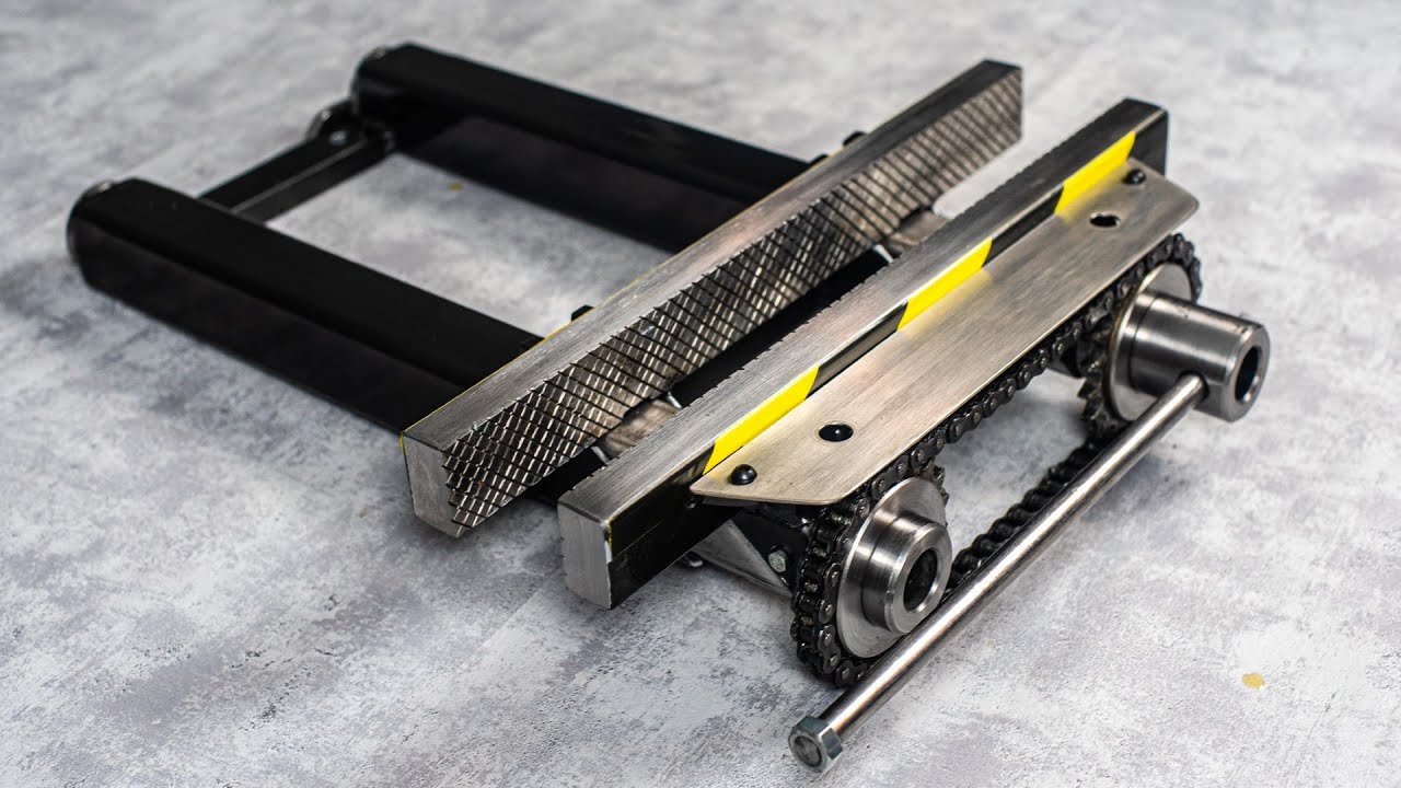 Building a custom hand-cranked metal bending machine: DIY workshop ...