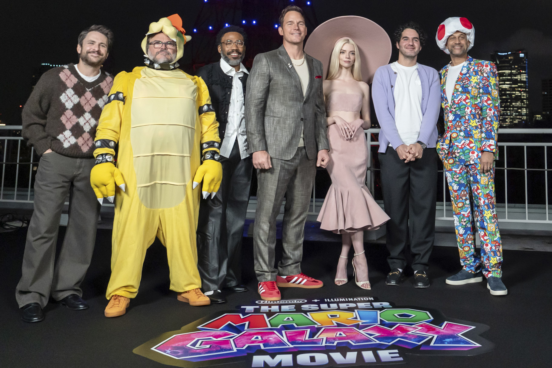 Watch the amazing Super Mario Galaxy movie cast sing the ballad of ...