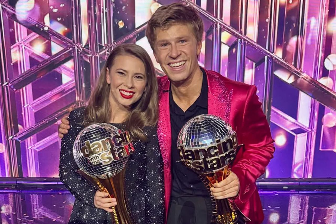 Robert Irwin showcases his DWTS mirrorball alongside sister Bindi's ...
