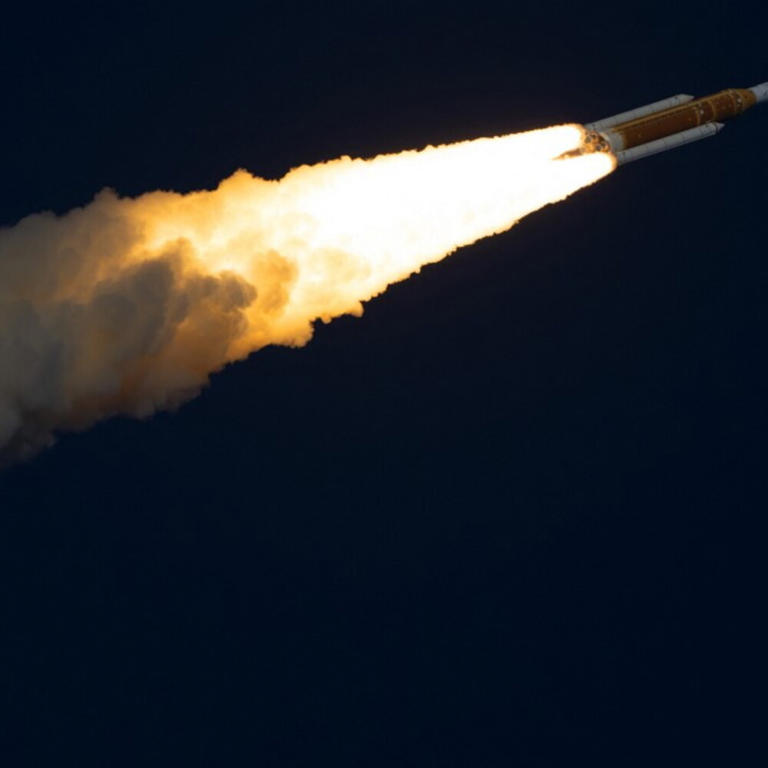 Artemis ha lasciato l'orbita terrestre. Inizia il viaggio verso la Luna