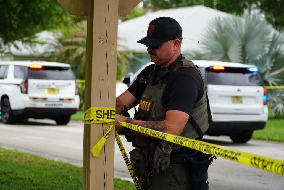 Woman walking dog in Florida dead after 'random' stabbing