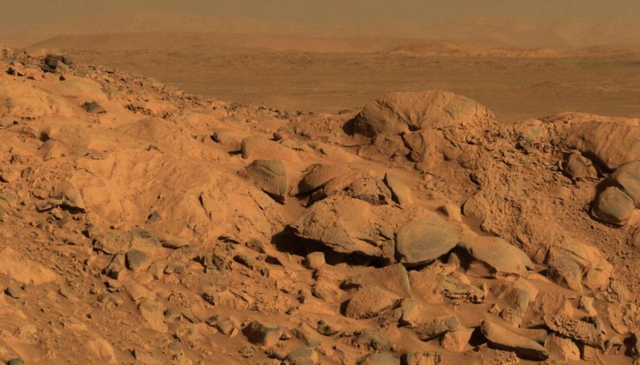 A 'shiny' party hat on Mars has scientists at odds with NASA