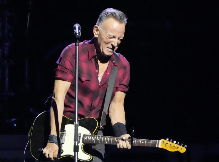 The boss is in Phoenix today. Your guide to the Springsteen concert