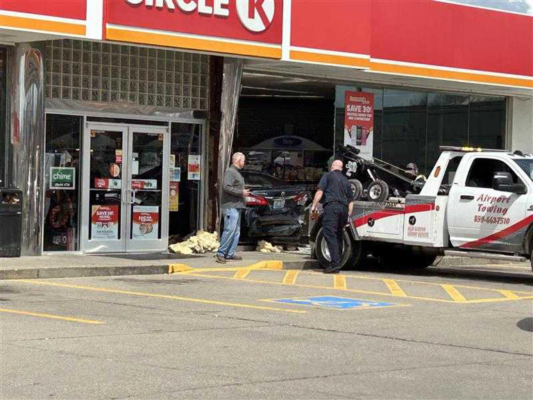 Driver charged with DUI after crashing into gas station in northern ...