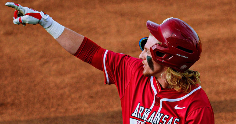Live updates: Razorbacks resume SEC play against Auburn looking to snap ...