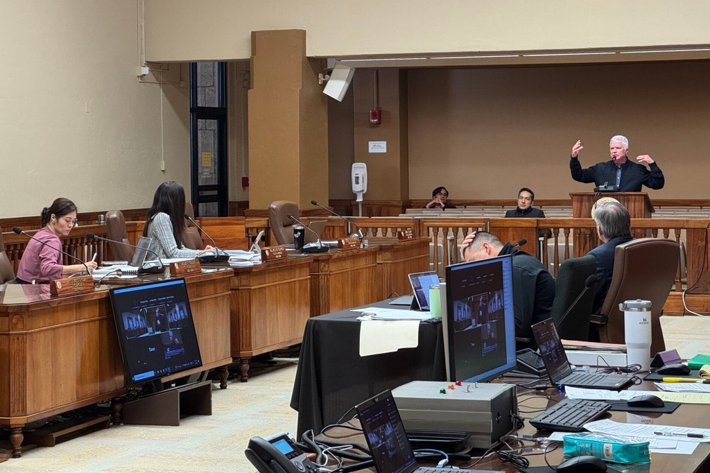 Honolulu Council criticizes slow city response to North Shore flooding