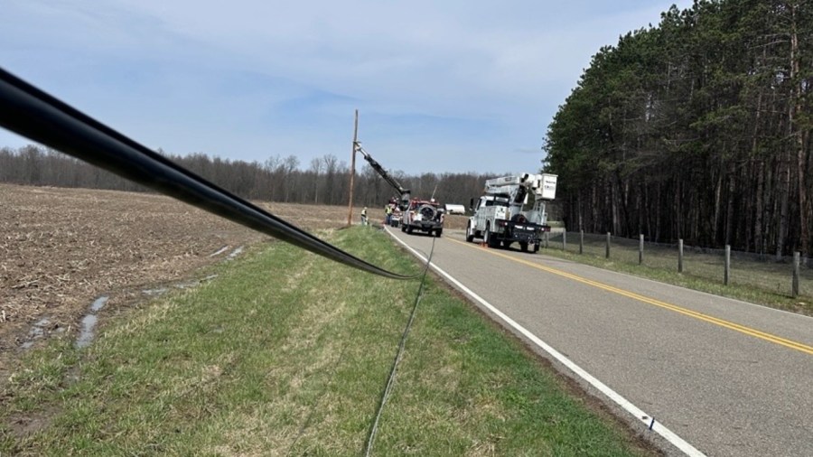 Road reopens after garbage truck takes down wires