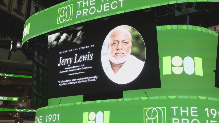 Workforce fair held at United Center for 1901 Project