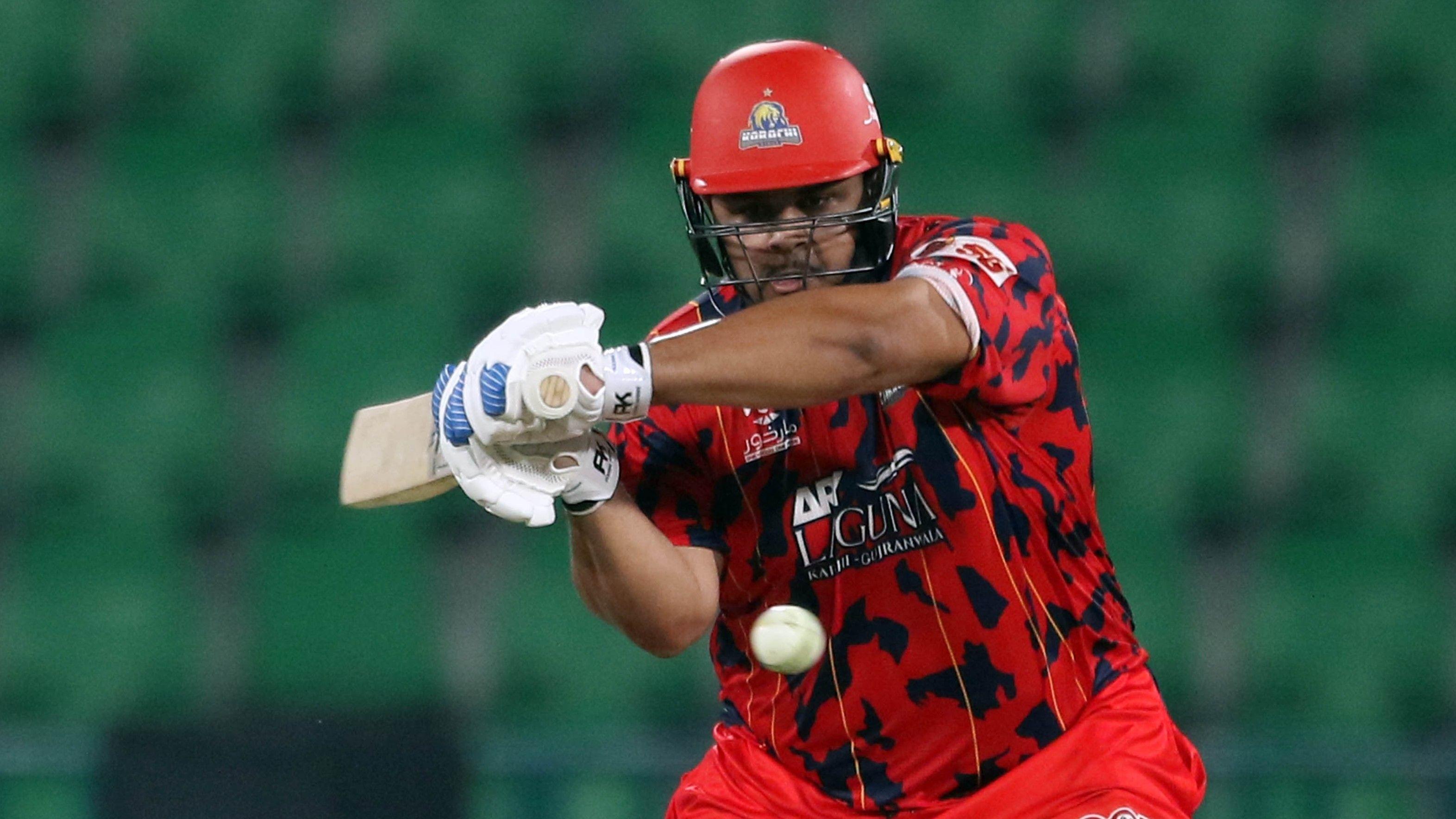 Azam's 74 maintains Kings' winning start in PSL