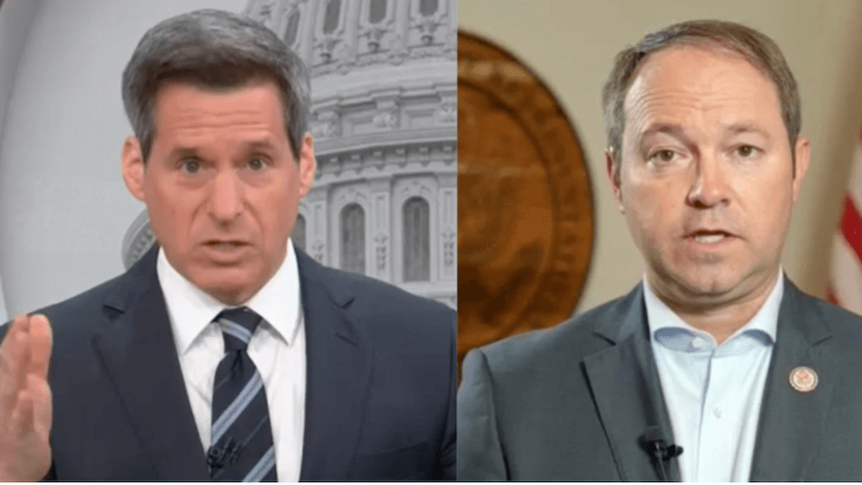 CNN host notices Republican lawmaker contradicting Trump on regime change