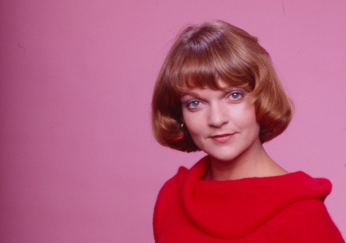 Beloved '90s actress and award-winning film star turns 77