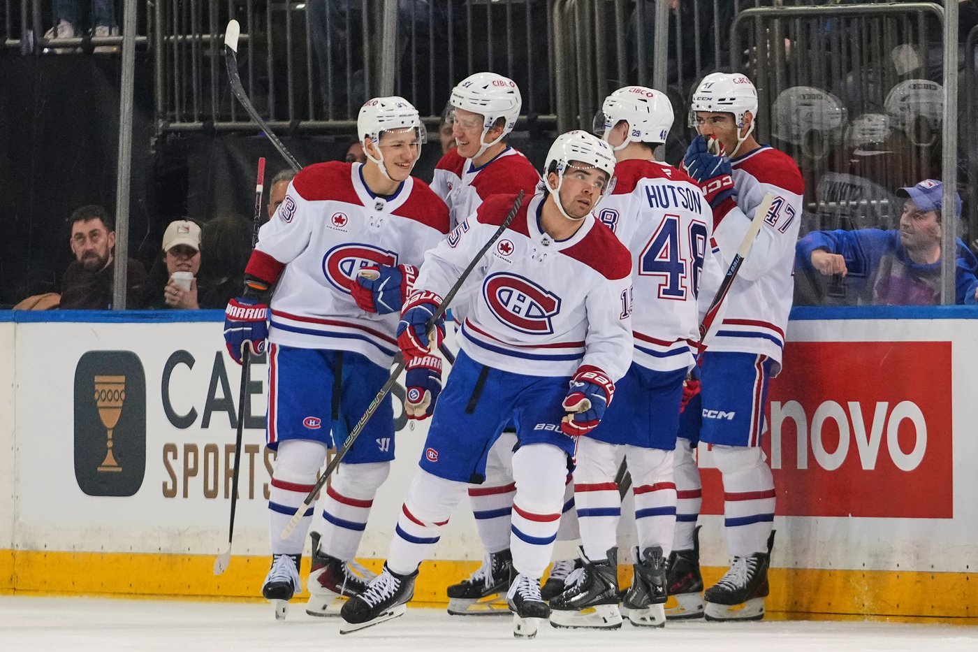 Caufield reaches 49 goals, Canadiens win their 7th in a row by beating ...